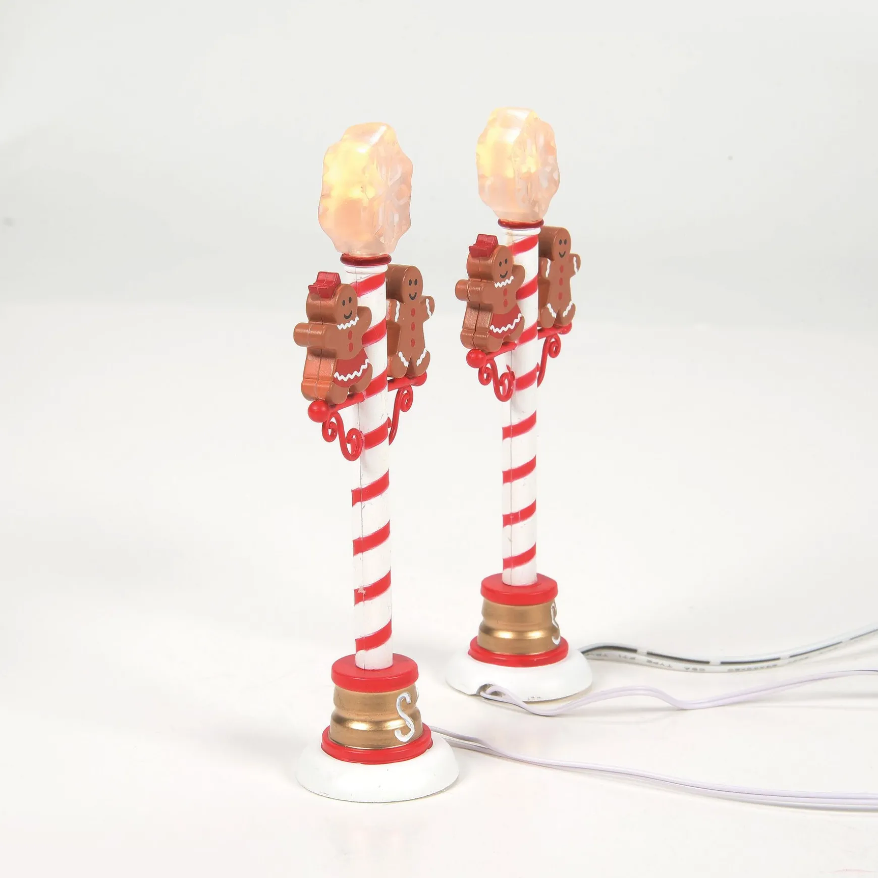 Gingerbread Street Lights